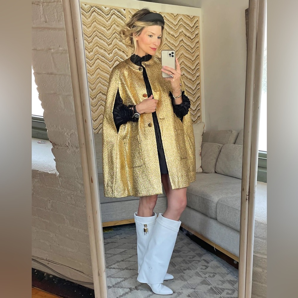 Buru Gold Cape